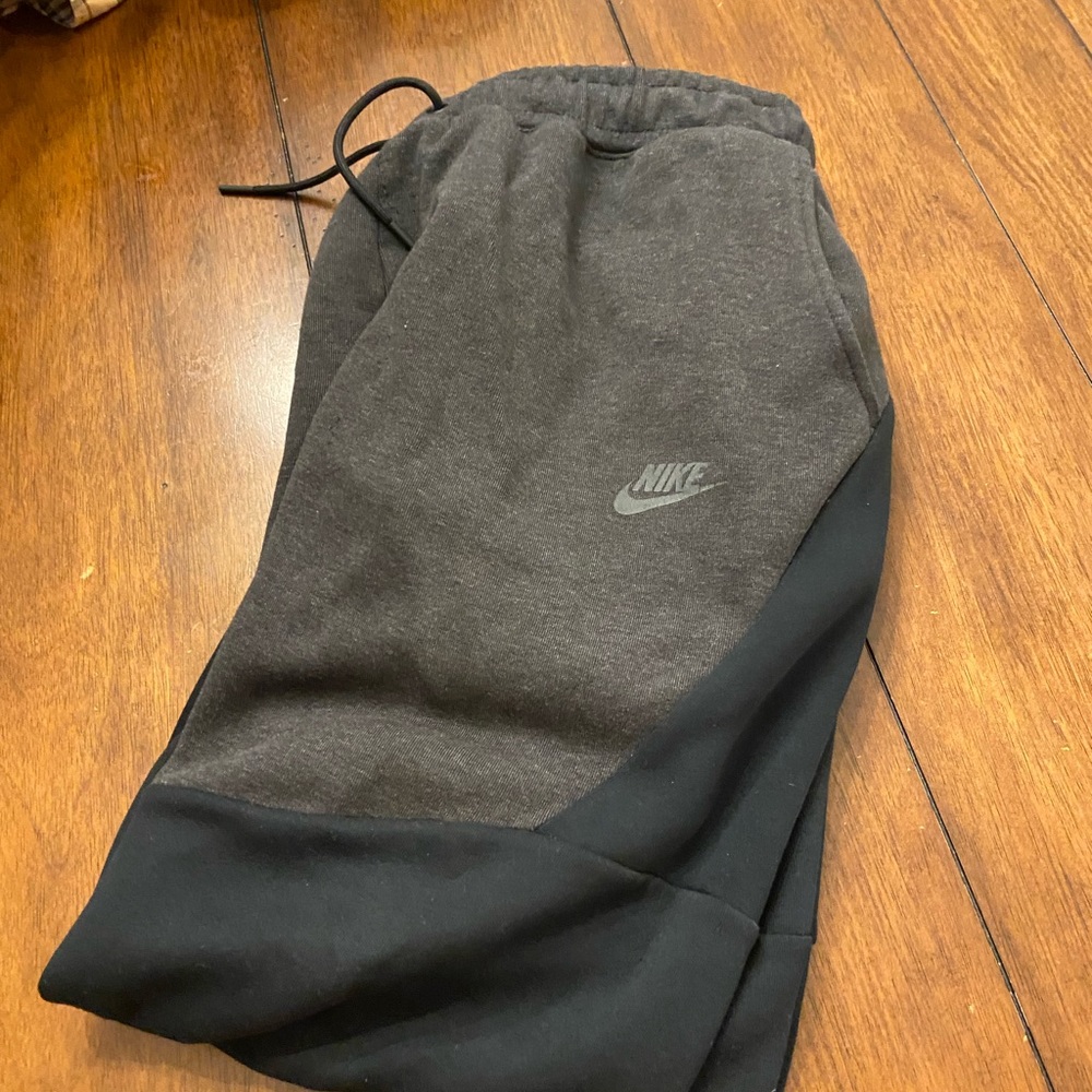 Men’s Nike Tech Sweatpants